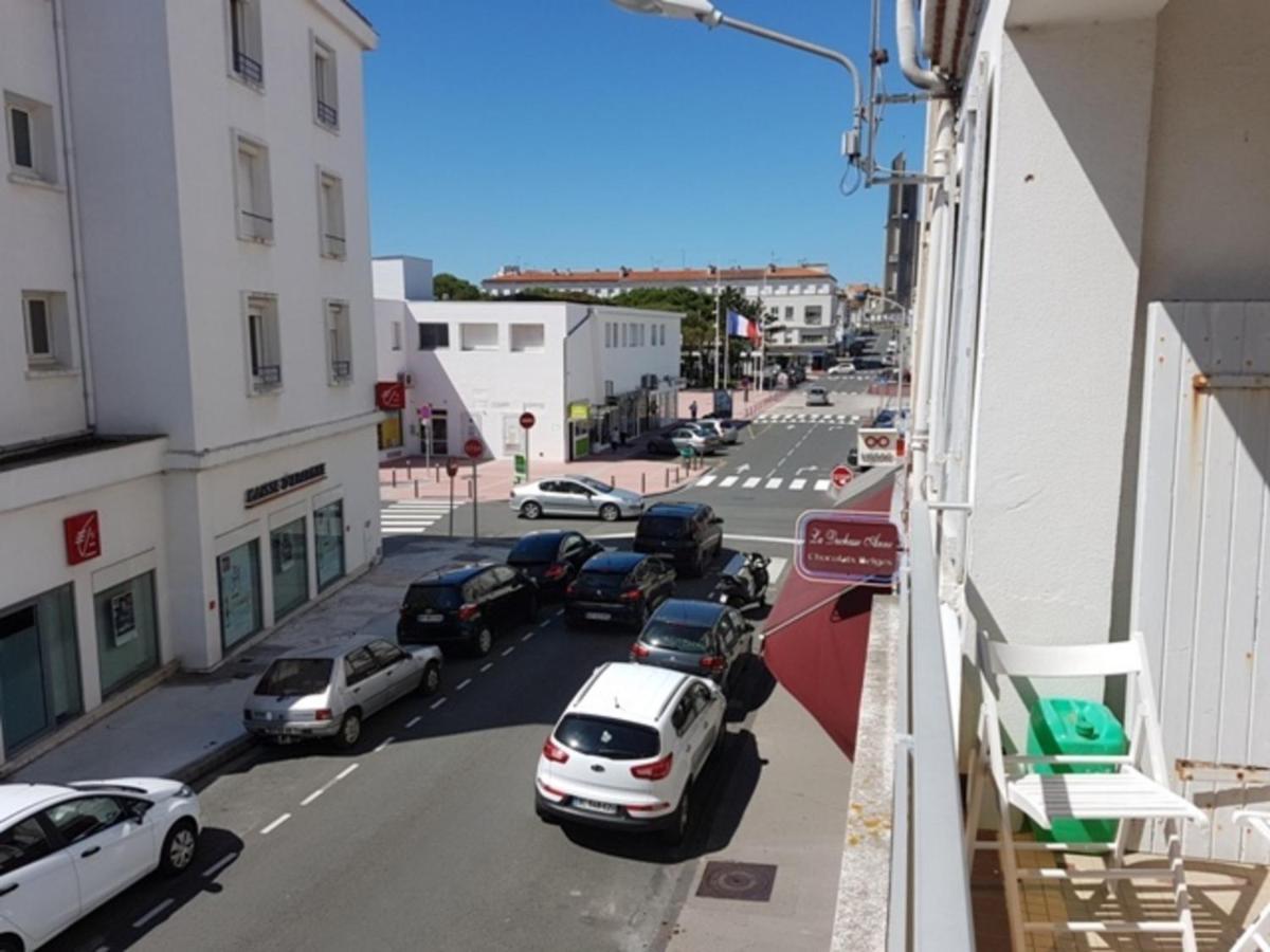 Appartement T3 Confortable A 300M Plage, Terrasse, Proche Commerces Et Marche Central - Fr-1-71-51 Royan Ngoại thất bức ảnh
